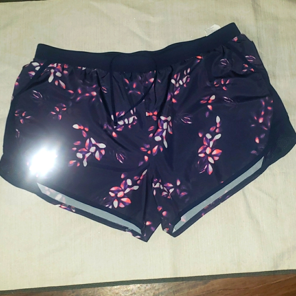 Under Armour Women's UA Fly-By 2.0 Printed Shorts Midnight Navy / reflective